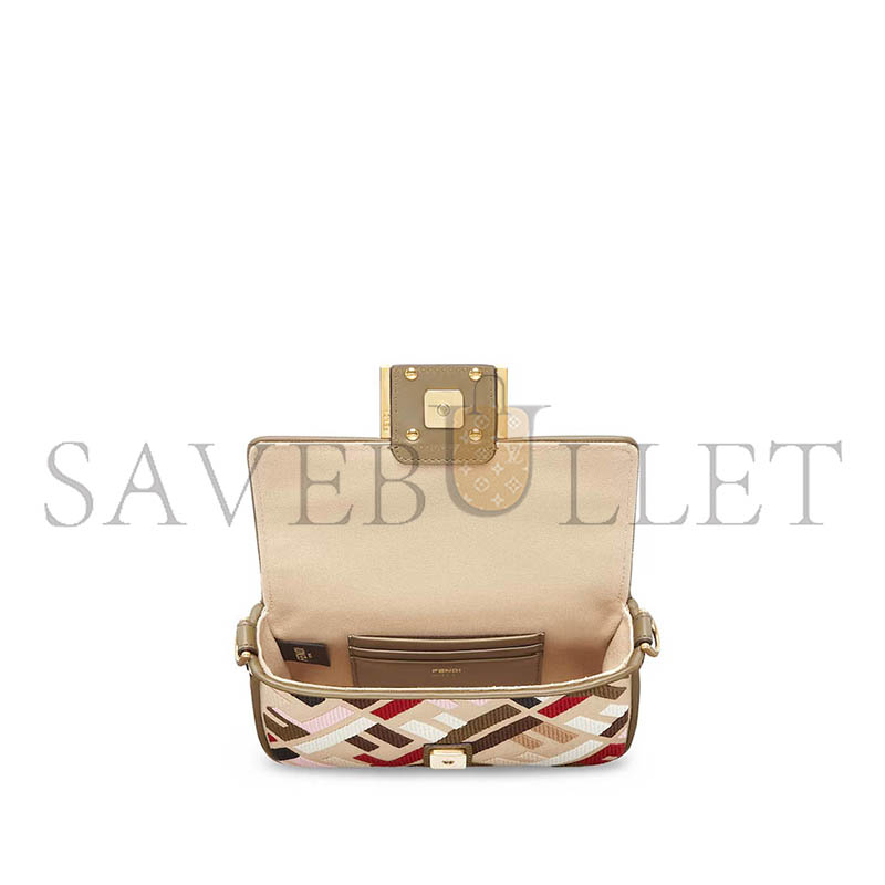 FENDI BAGUETTE MINI 8BS017ANH4F1Q6O (20*15*3cm)
